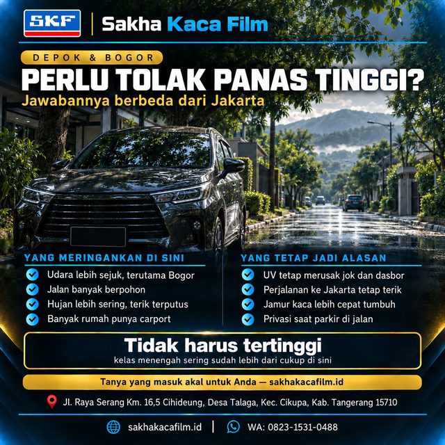 Mobil terparkir di jalan perumahan berpohon dengan bayangan daun jatuh di kap mesin