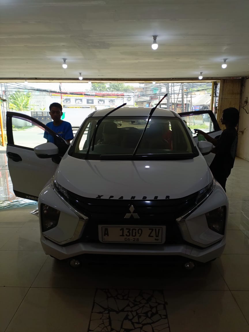 Pemasangan Kaca Film Mobil
